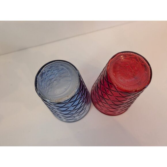 Set Of 2 Vintage Blue & Red Embossed Pattern Drinking Glasses 16 Oz Each - Picture 6 of 9